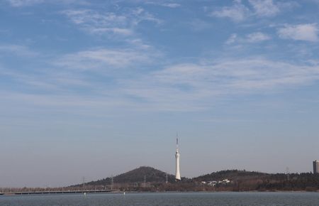 老公带黑人朋友来家里住宿